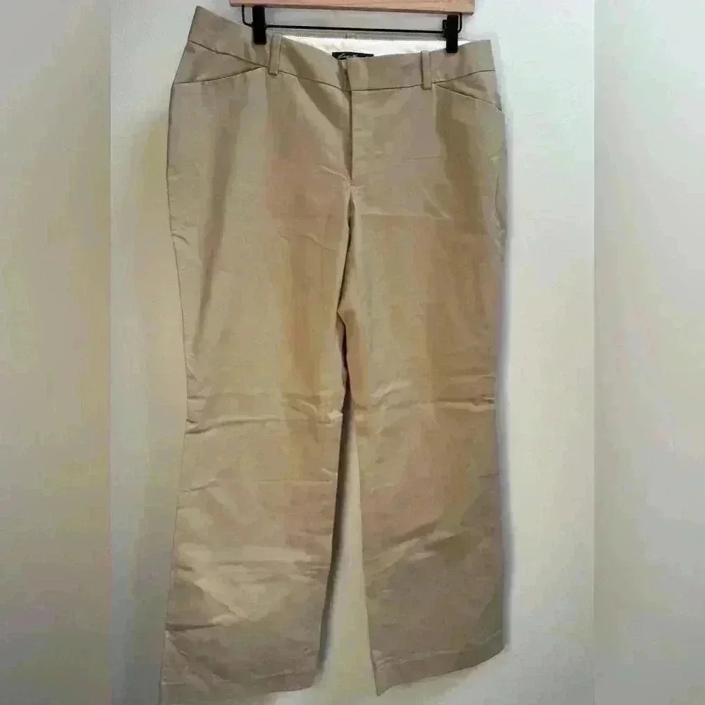 NEW Eddie Bauer Khaki Flare‎ Leg Chino Pants Women’s 12 Office Outdoor Gorpcore